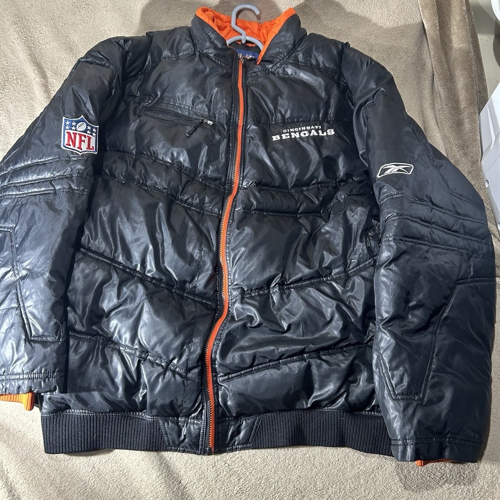 Reebok 08 NFL Onfield Cincinnati Bengals Puffer Jacket Mens 4XL Black Orange Y2K